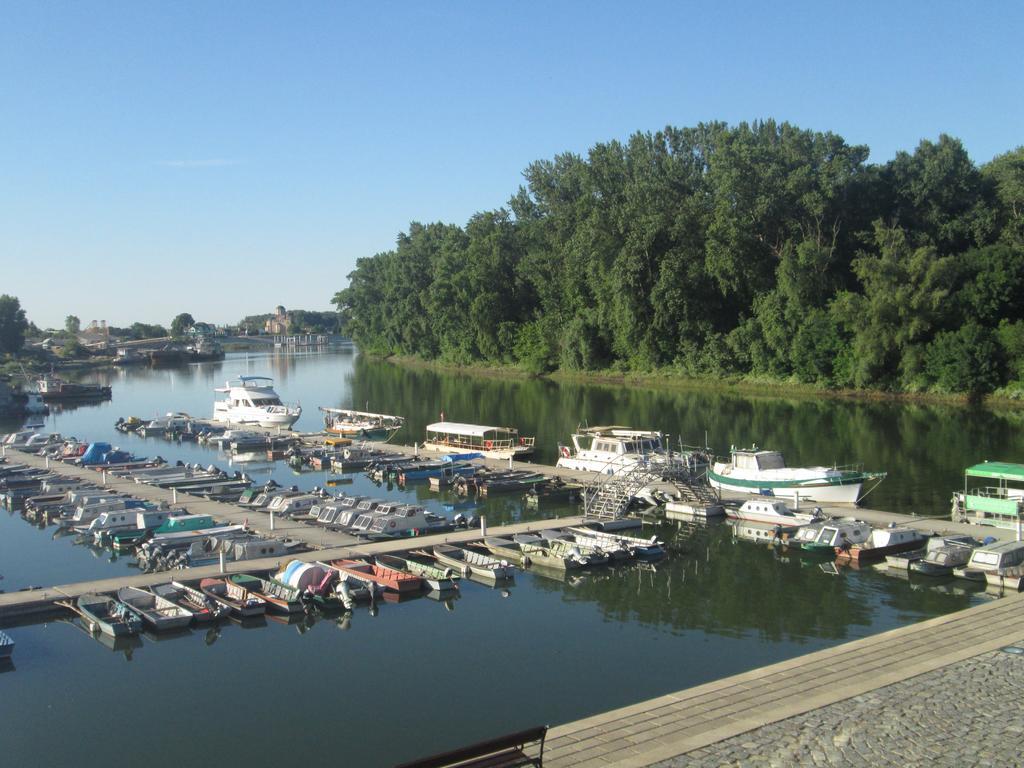 Apartments Marina Apatin Dış mekan fotoğraf