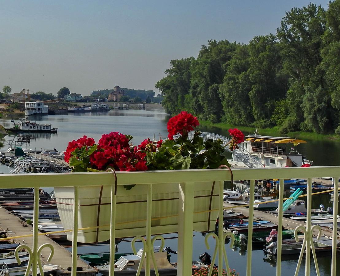 Apartments Marina Apatin Dış mekan fotoğraf